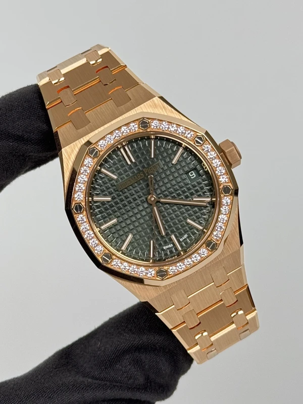 Audemars Piguet Royal Oak Selfwinding 37 mm «50-летний юбилей» 15551OR.ZZ.1356OR.03 2