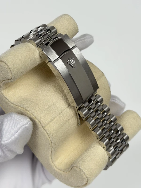 Rolex 41 steel 126300-0012 4