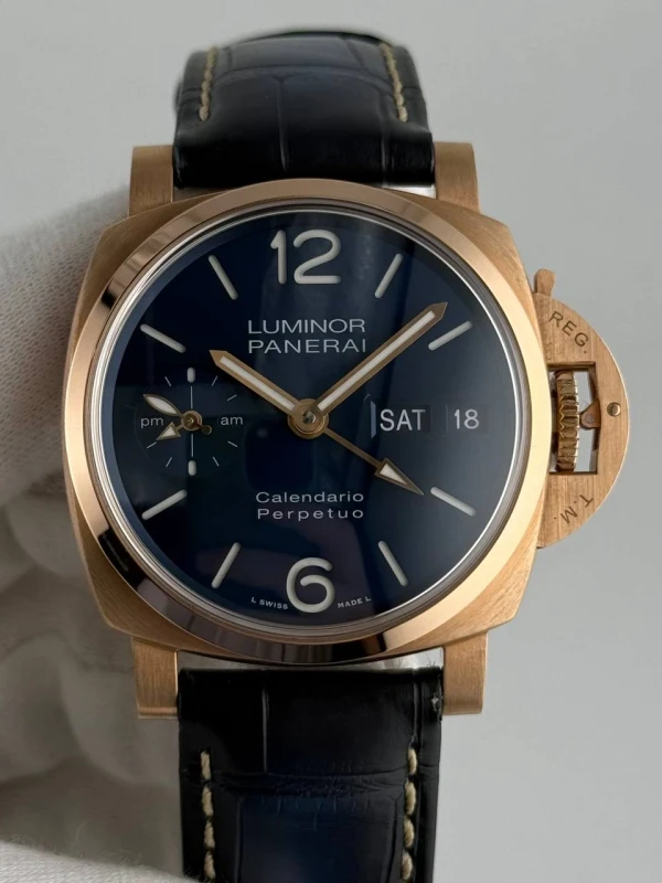 Panerai Perpetual Calendar Goldtech™ PAM00742 2