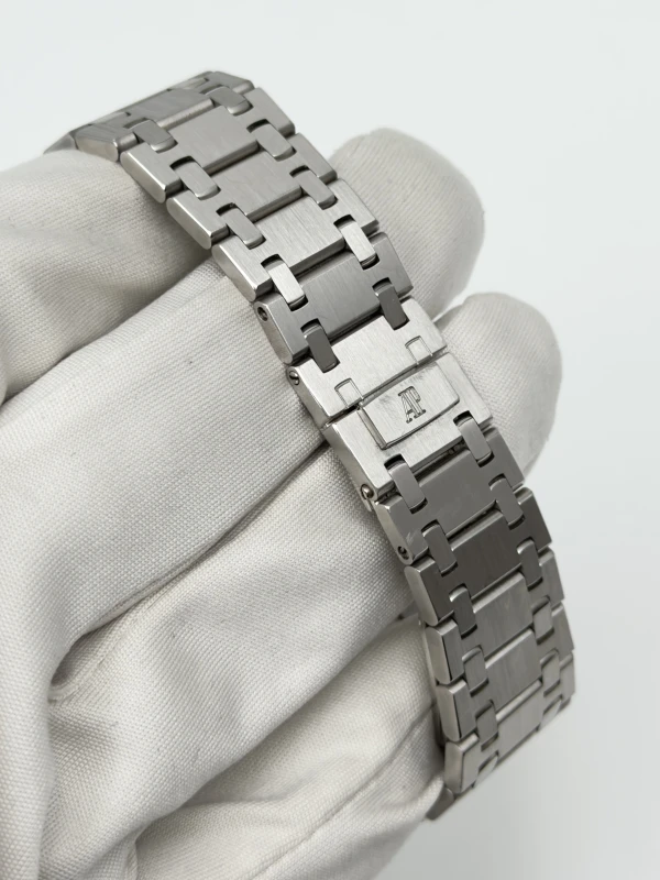 Audemars Piguet 25636PT.OO.0344PT.01 4