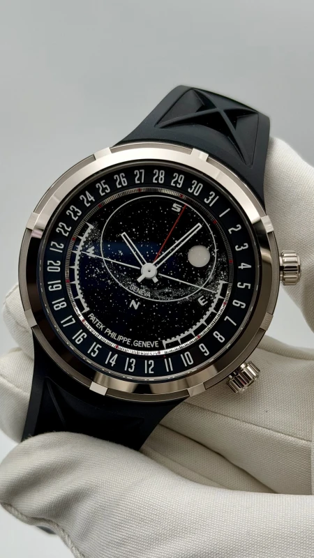 Patek Philippe 6105G-001 4