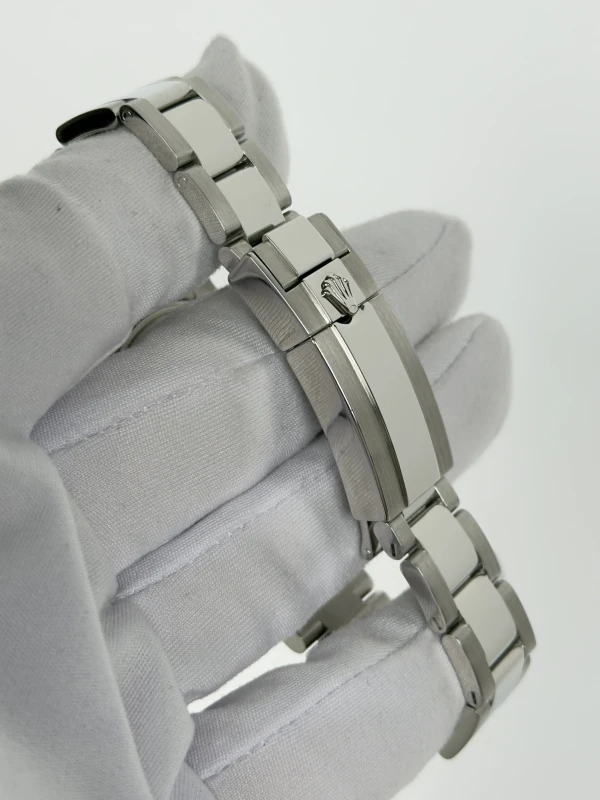Rolex 37mm steel and platinum 268622-0002 3