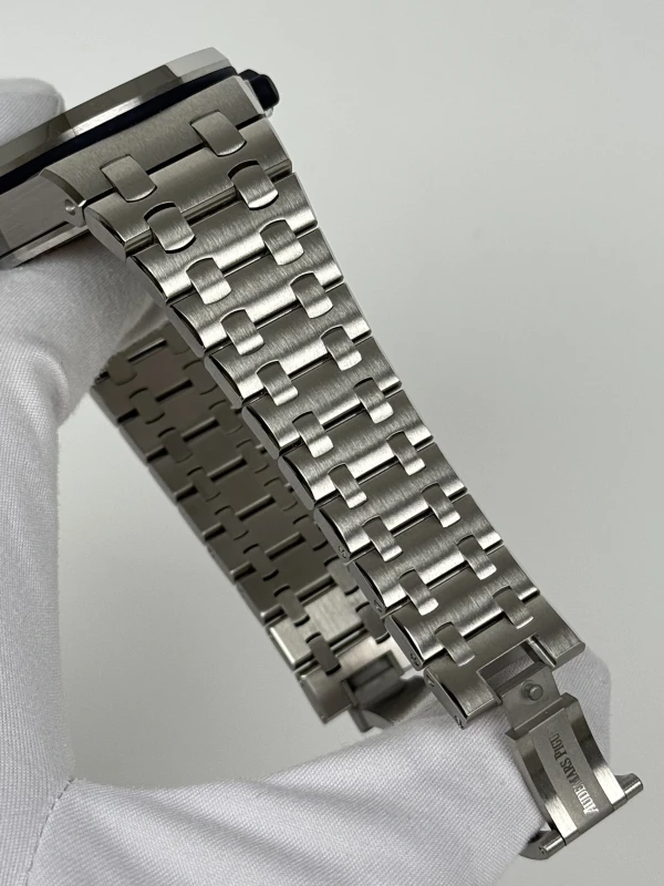 Audemars Piguet 26238ST.OO.2000ST.01 6