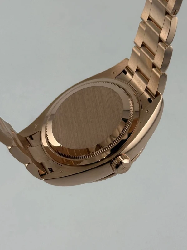 Rolex 42 mm, Everose gold 326935-0006 7