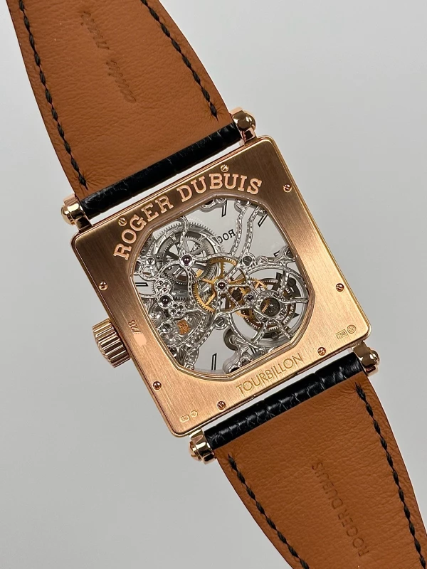 Roger Dubuis Goldens Quare Tourbillon G40 02SQ 5 V.10A 2 9