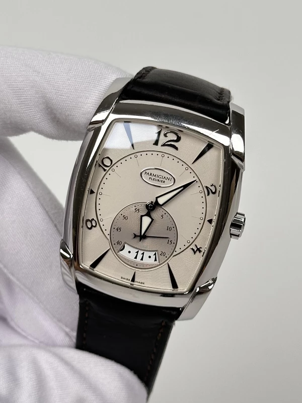 Parmigiani Fleurier Grande PFC124-0000101-HC3042 4