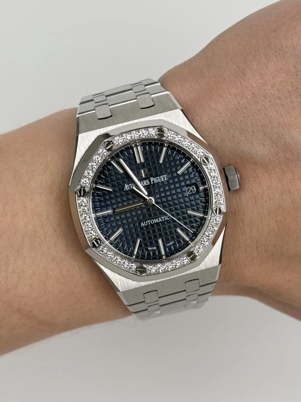 Audemars Piguet Selfwinding 37 mm 15451ST.ZZ.1256ST.03 8