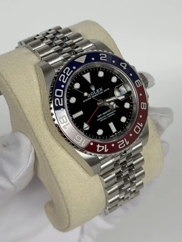 Rolex 40mm Steel 126710BLRO-0001 2