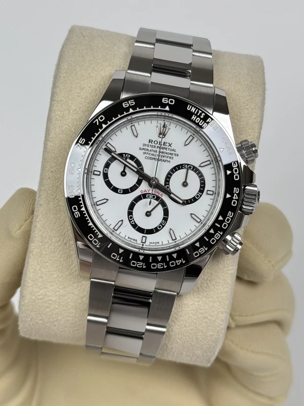 Rolex Cosmograph Daytona 40mm Steel 126500ln-0001 4
