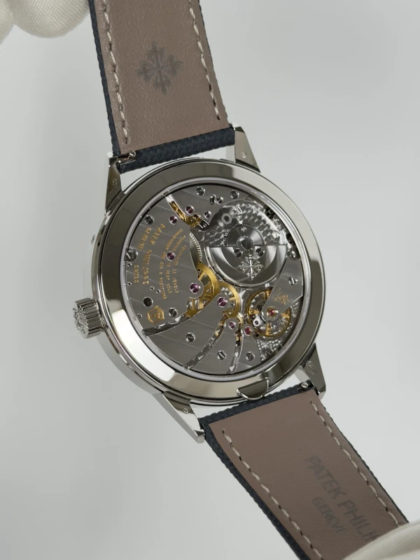 Patek Philippe 5236 5236P-011 8