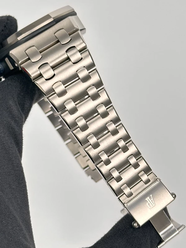 Audemars Piguet Chronograph 25721TI.OO.1000TI.02 6