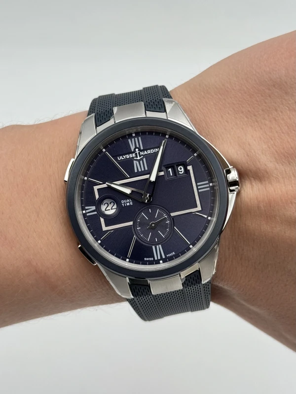 Ulysse Nardin Dual Time 42 mm 243-20-3/43 9