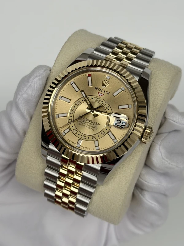 Rolex 42mm Steel and Yellow gold 336933-0002 3