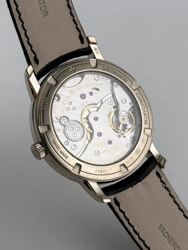 Vacheron Constantin Small Second Hand Wound 38mm 82172/000G-9383 8