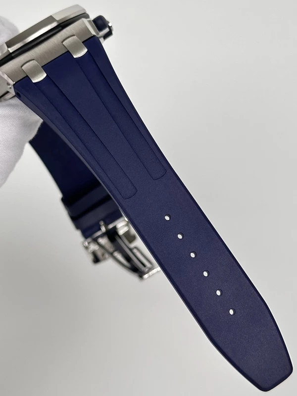 Audemars Piguet Silver Dial Blue  26208ST.OO.D305CR.01 7
