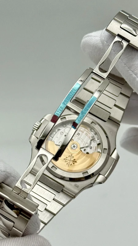 Patek Philippe Nautilus 5711/110P-001 6