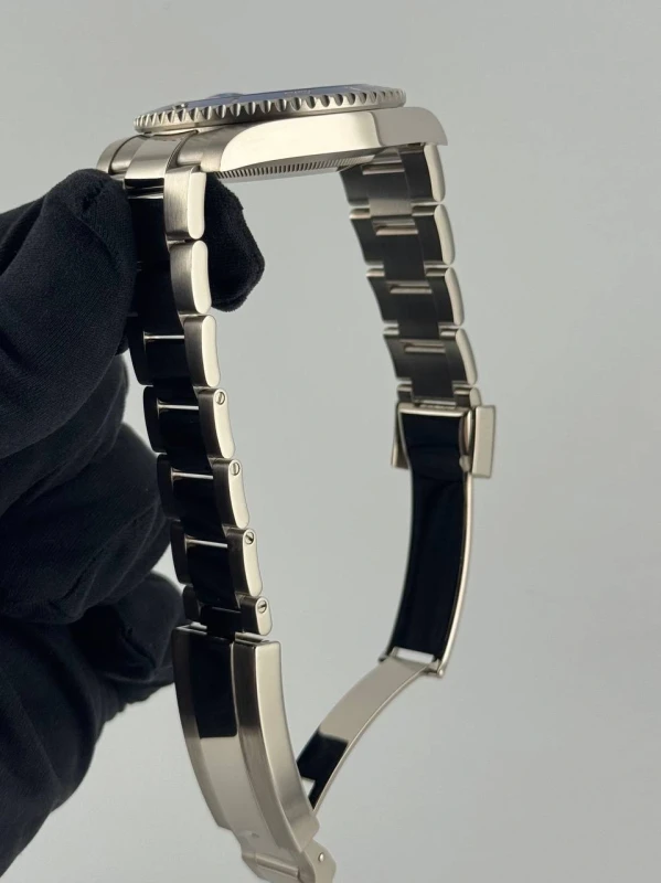 Rolex Date 40mm White Gold Ceramic  116619LB 4