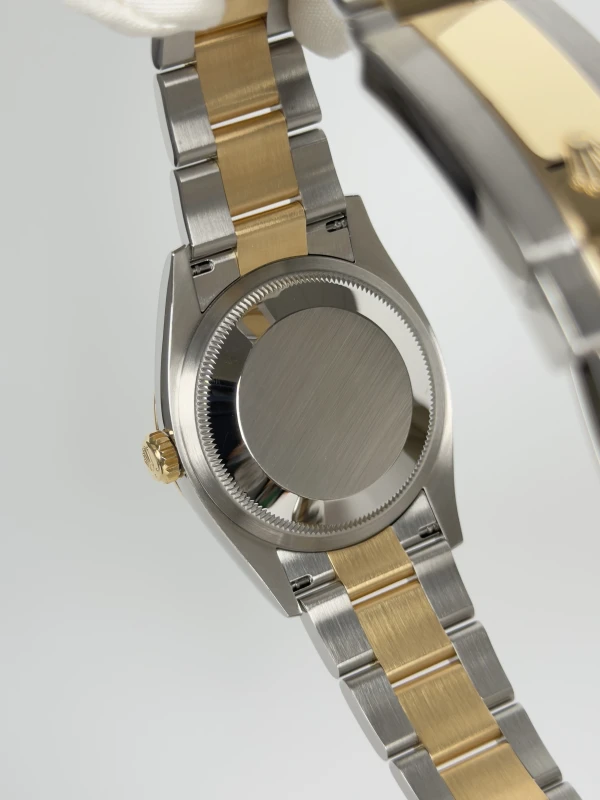 Rolex 36 mm, Oystersteel and yellow gold 126233-0026 4