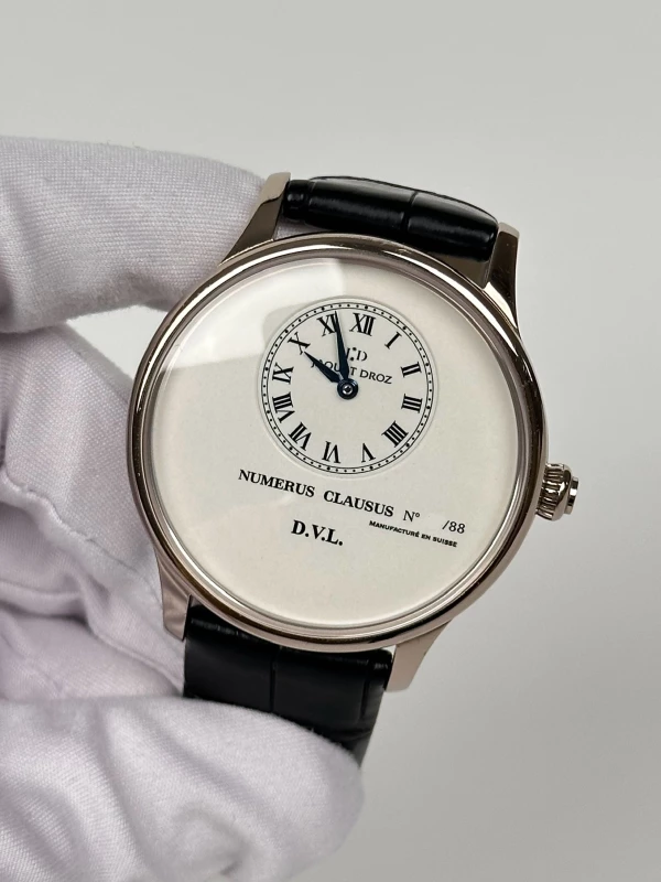 Jaquet Droz Petite Heure Minute J005034202 4