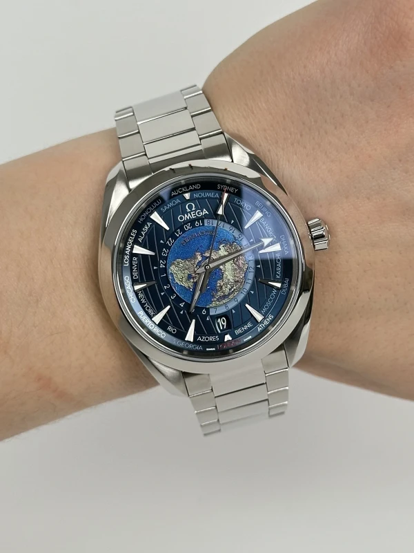 Omega 220.10.43.22.03.001 8
