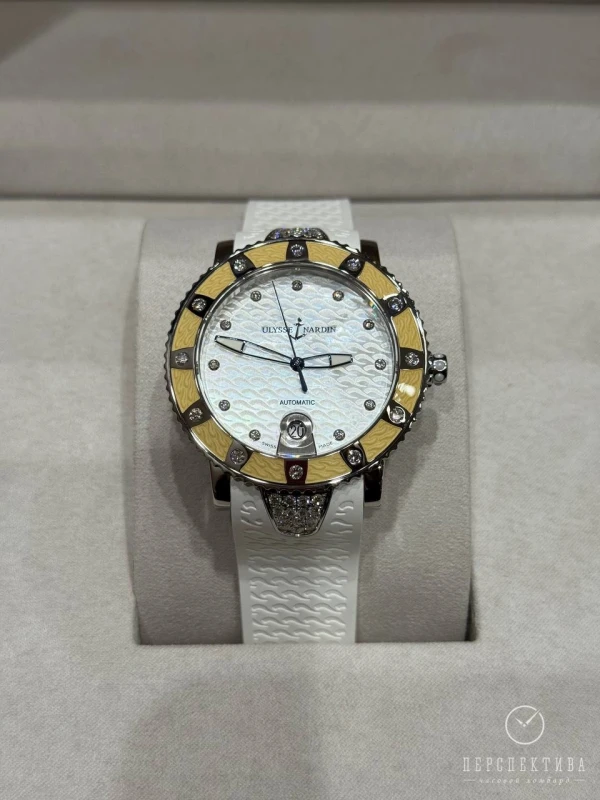 Ulysse Nardin Lady Diver  8103-101 5