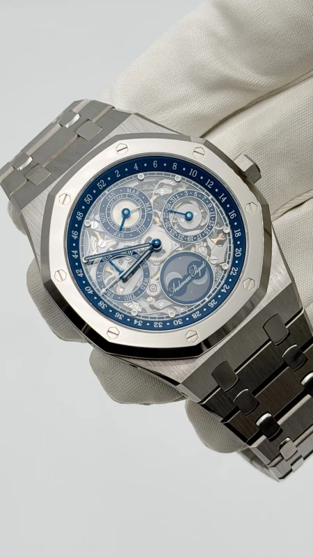 Audemars Piguet ROYAL OAK PERPETUAL CALENDAR «150 THE ANNIVERSARY» 26585XT.OO.1220XT.01 3
