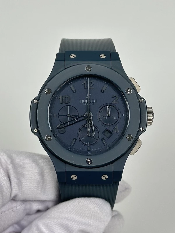 Hublot Ceramic All Blue 301.EI.5190.RB 2