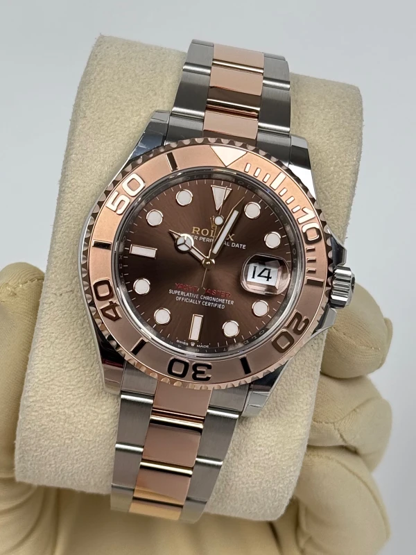 Rolex 40 MM, OYSTERSTEEL AND EVEROSE GOL 126621-0001 4