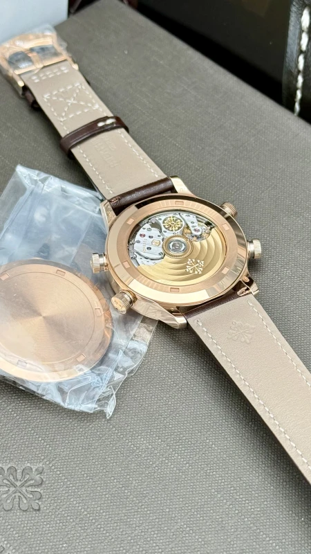 Patek Philippe 5520RG-001 5