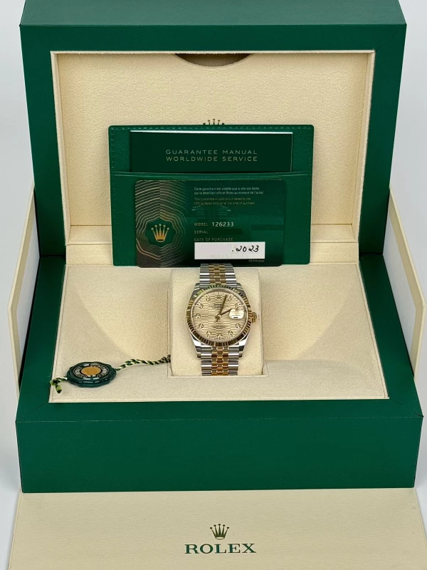 Rolex Datejust 36mm Steel and Yellow Gold 126233-0045 5