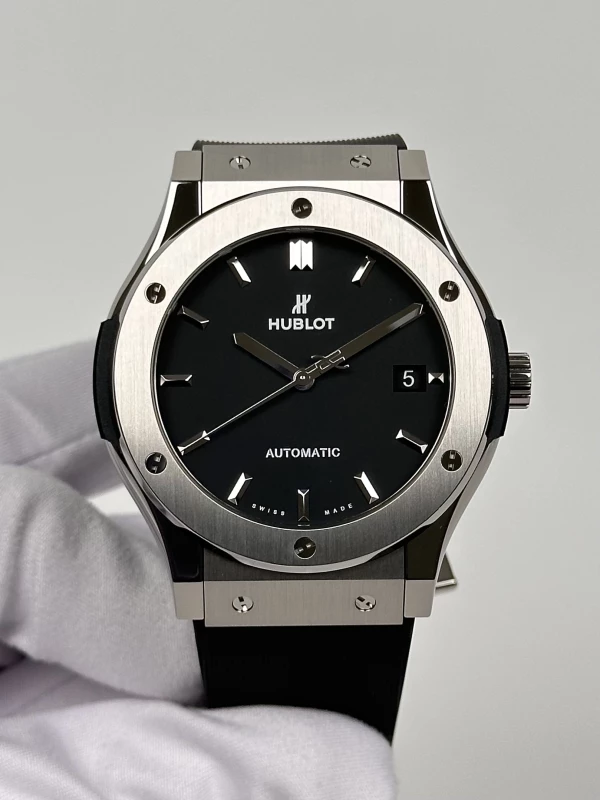Hublot Titanium 511.NX.1171.RX 2