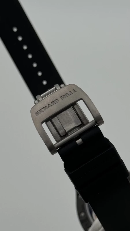 Richard Mille RM 037 CARBON TPT® TITANIUM RM 037 8