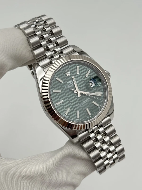 Rolex 41 mm, Oystersteel and white gold 126334-0030 2