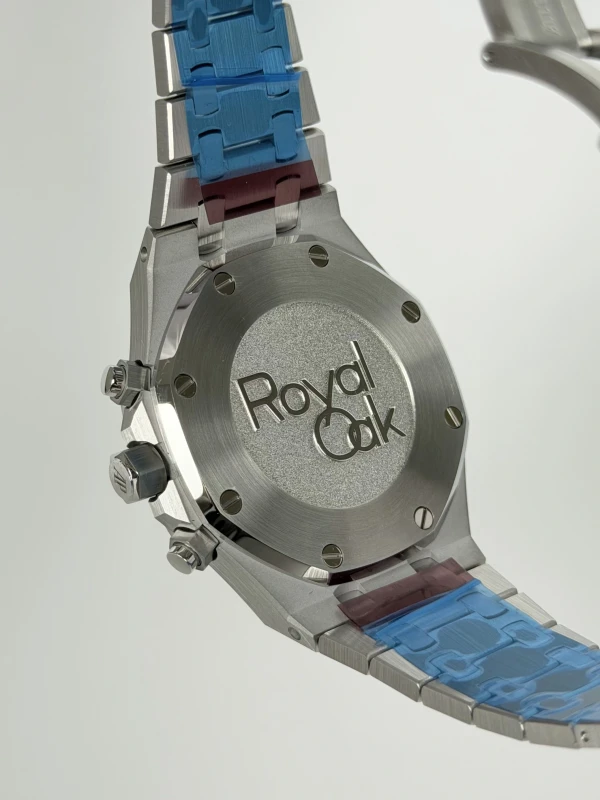 Audemars Piguet Royal Oak Selfwinding Chronograph 38 mm 26715ST.OO.1356ST.01 5