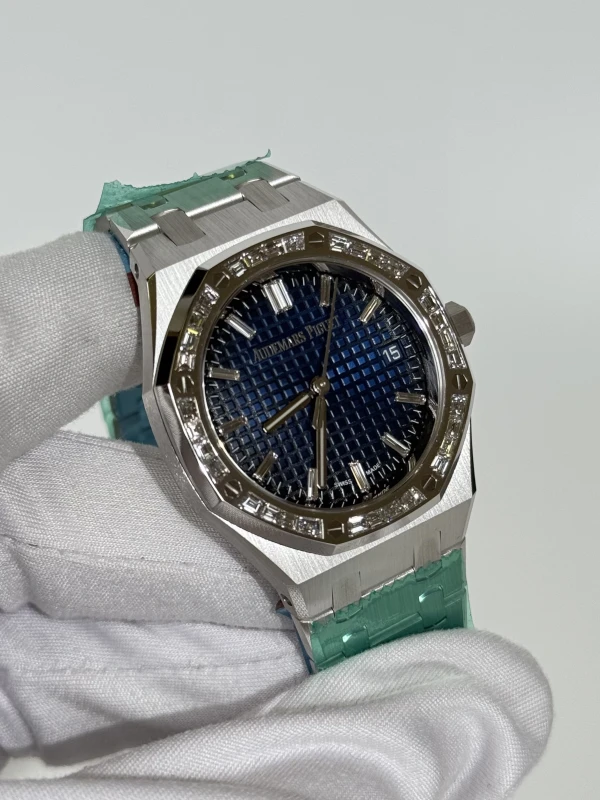 Audemars Piguet Selfwinding 34 mm 77451BC.ZZ.1261BC.01 3