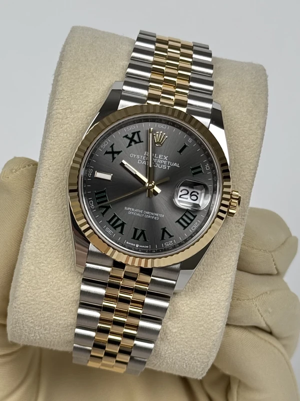 Rolex Datejust 36mm Steel and Yellow Gold 126233-0035 4