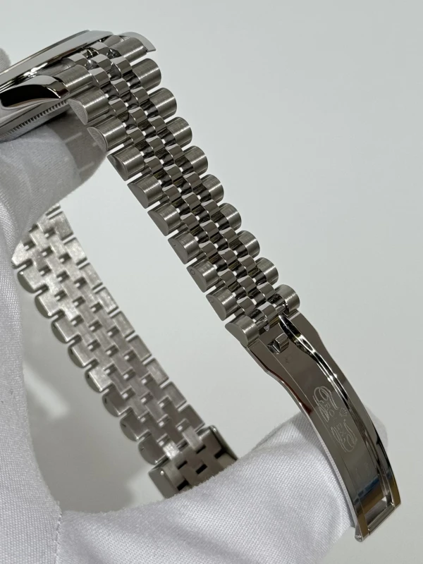 Rolex 41 mm, steel 126300-0004 4