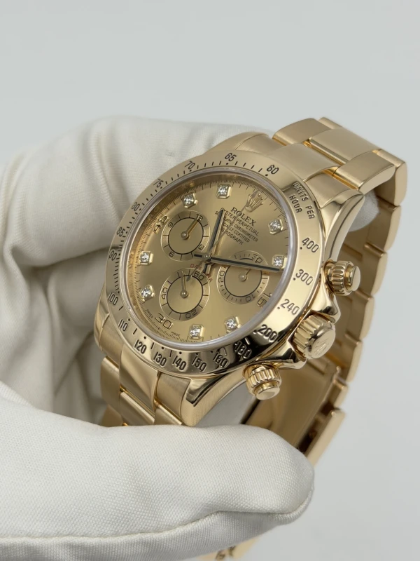 Rolex Cosmograph Daytona 40mm Yellow Gold 116528-0033 3