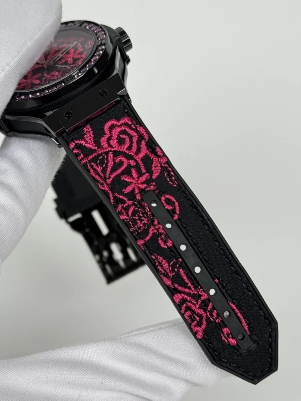 Hublot Broderie Skull 41 mm 343.CP.6590.NR.1233 7