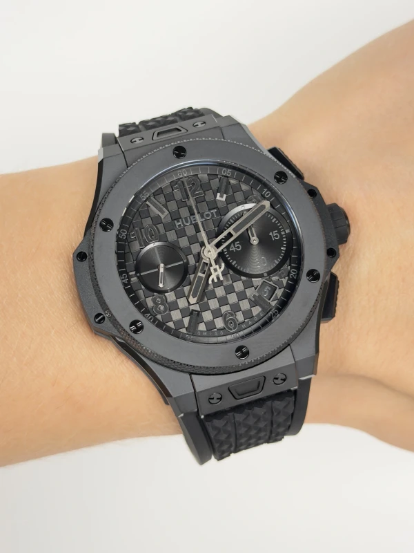 Hublot BIG BANG 20TH ANNIVERSARY ALL BLACK 431.CI.1340.RX 6