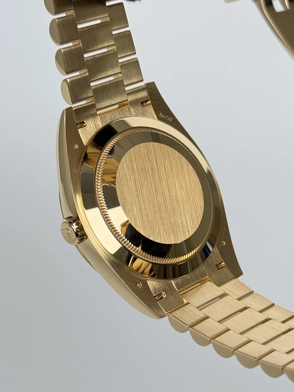Rolex 40 mm Yellow Gold 228238-0002 9