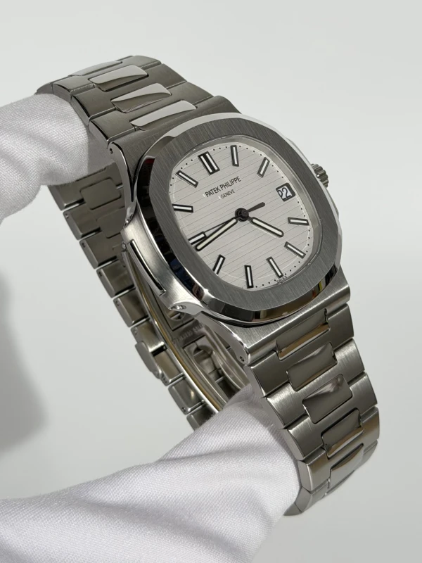 Patek Philippe Nautilus Stainless Steel 5711/1a-011 2