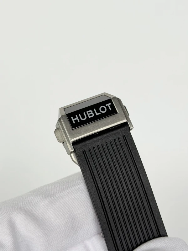 Hublot UNICO TITANIUM CERAMIC 421.NM.1170.RX 6
