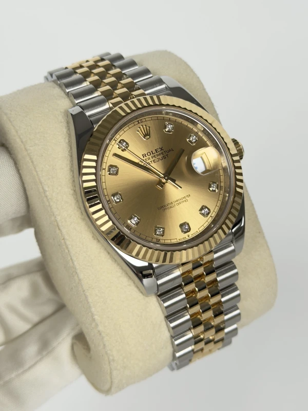 Rolex 41 mm, Oystersteel and yellow gold 126333-0012 2