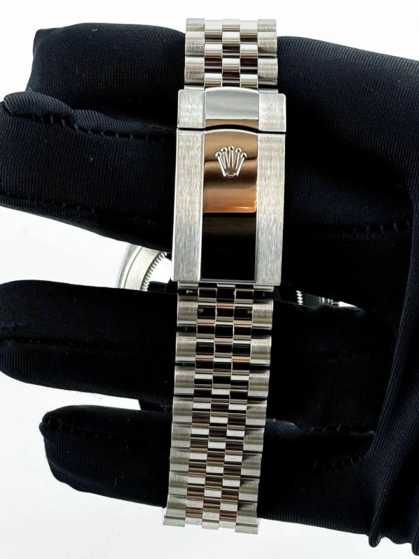 Rolex 41 mm, steel and white gold 126334-0002 9