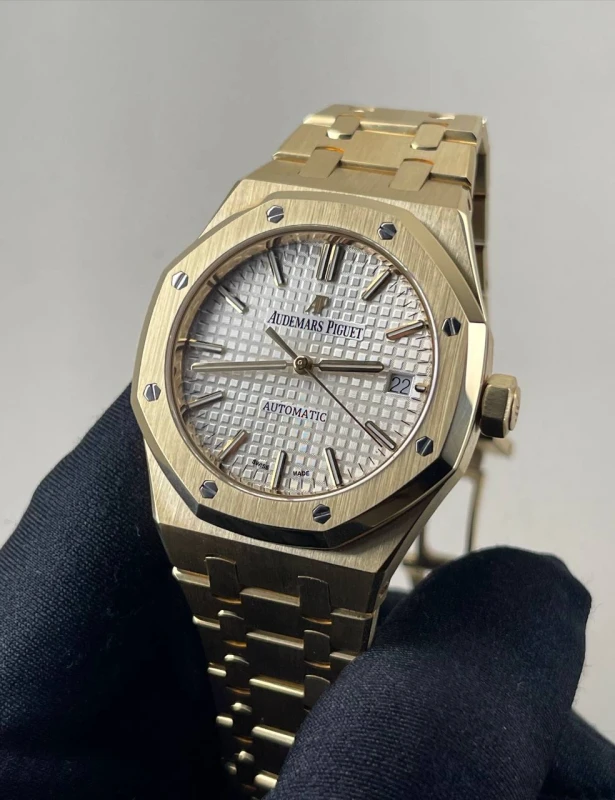 Audemars Piguet 15450BA.OO.1256BA.01 2