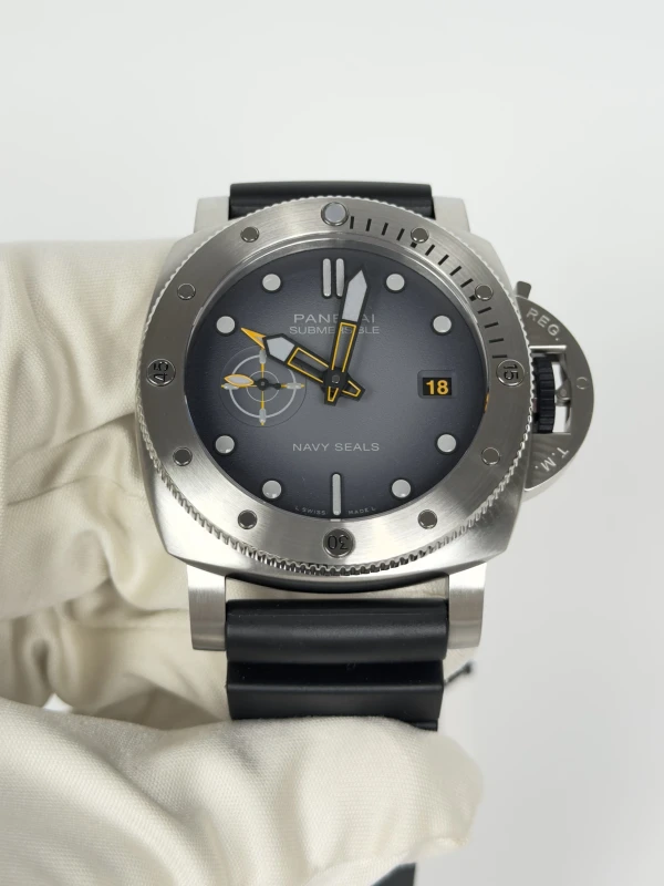 Panerai GMT Navy SEALs PAM01323 2