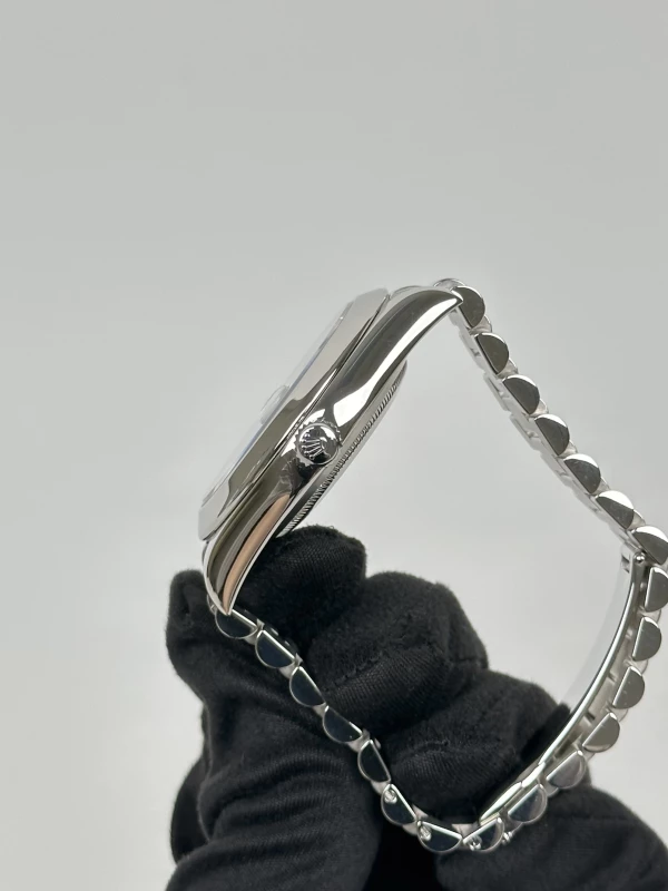 Rolex 41 mm, platinum 218206 ibldp 4