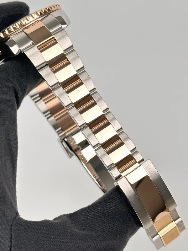 Rolex II 44mm Steel and Everose Gold 116681 White 5