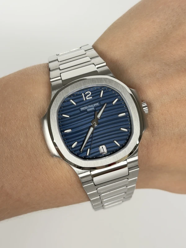 Patek Philippe Lady 7118/1A-001 5